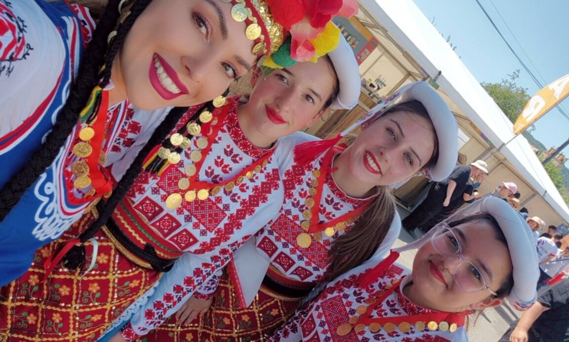 Dance group "Bulgaria" came second at a festival in Wales