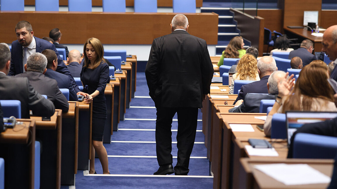 No hay acuerdo en el Parlamento sobre si los diputados trabajarán en agosto