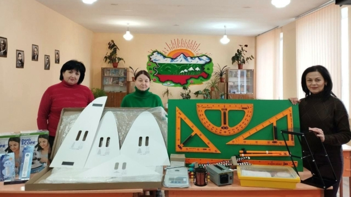 Двенадцать школ Болградского района получили современное оборудование