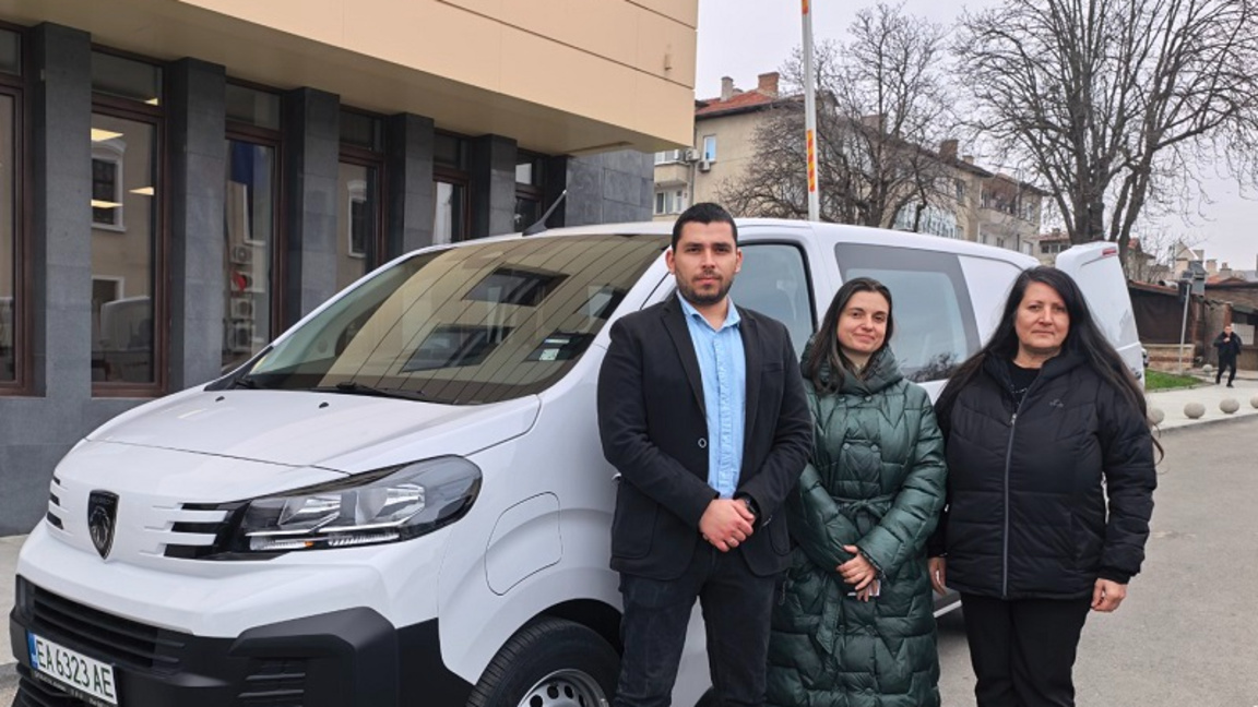 Нов електрически автомобил ще подпомага социалните услуги в Царево