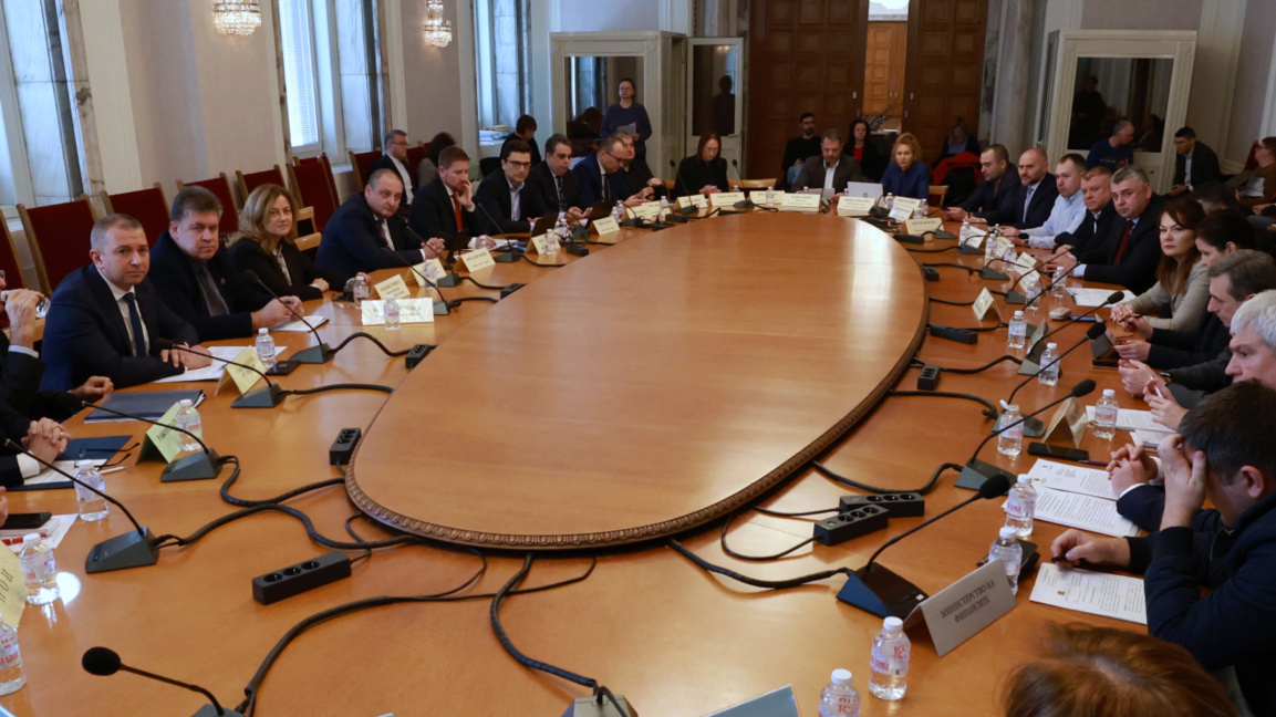 Парламент рассматривает продление бюджета-2025 на 2026 год