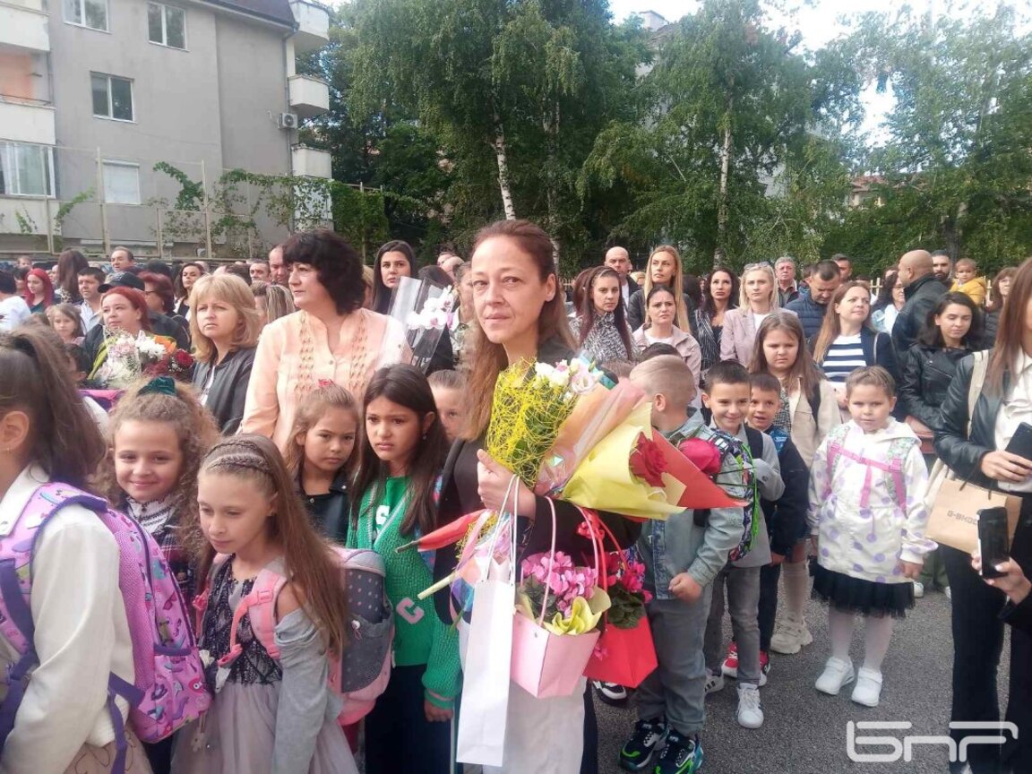 В Трето училище в Благоевград: Достойни за Талев