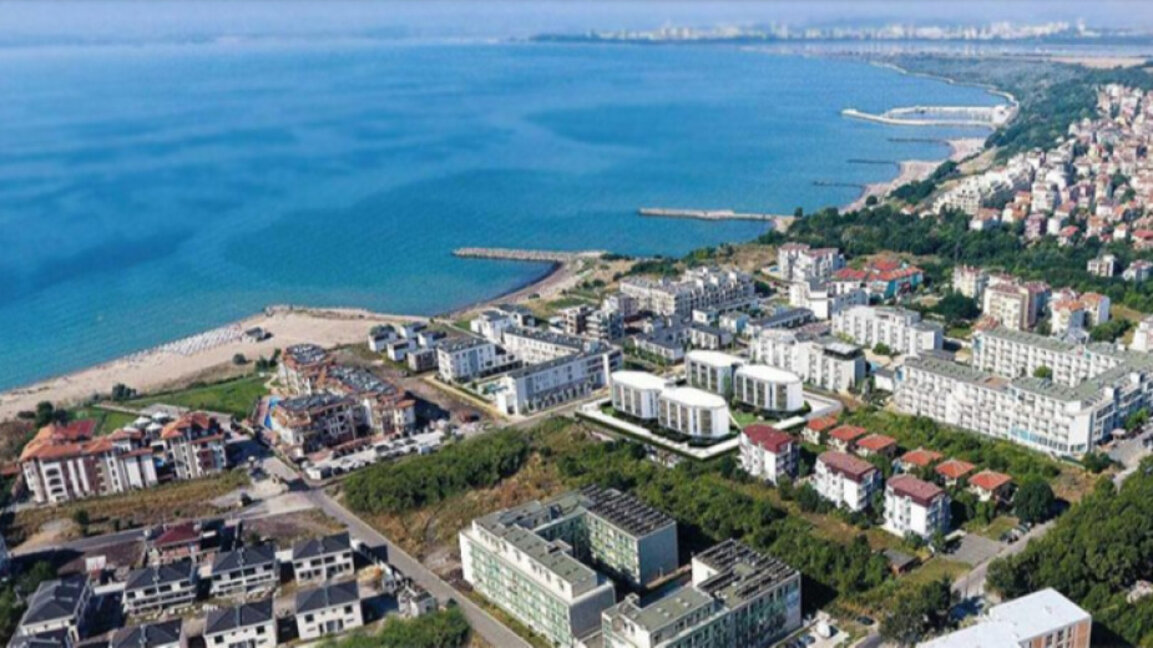 Бави ли се и по чия вина прехвърлянето на държавния имот за детска градина в Сарафово?