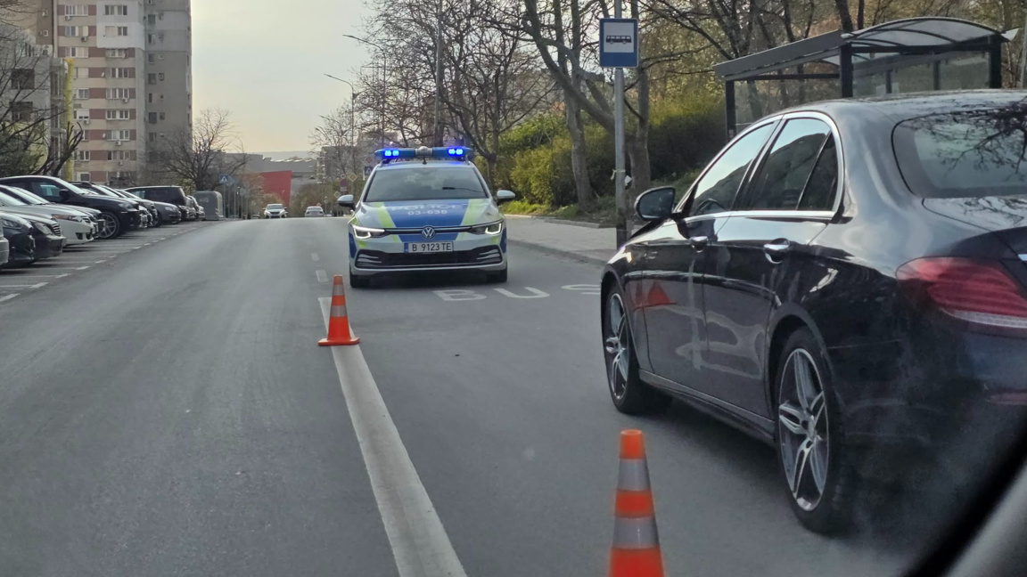 Автомобил блъсна дете на ул. "Младежка" във Варна