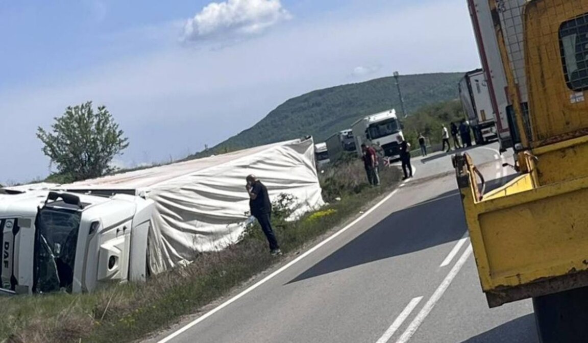 Двама са в болница след катастрофи в Монтанско