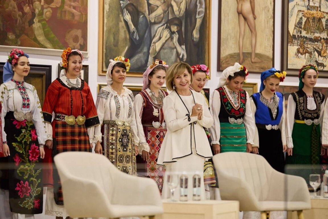 "Крилете на песента" – музикално-документален филм за маестра Ваня Монева и нейния хор