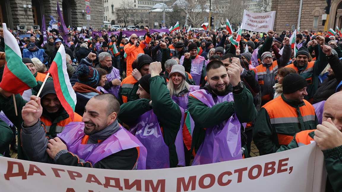 Miners take to the streets to protest against new 15% mining tax