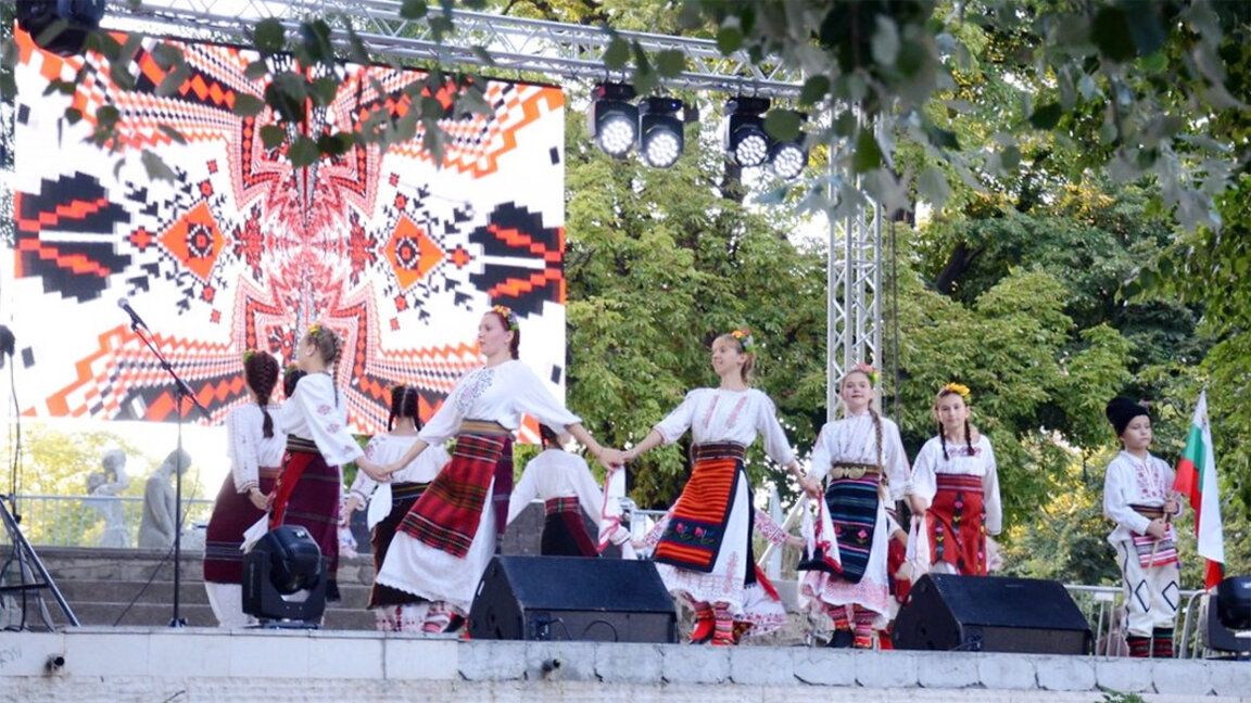 Internationales Festival „Blaue Donau“ in Widin versammelt Folklorekünstler aus aller Welt