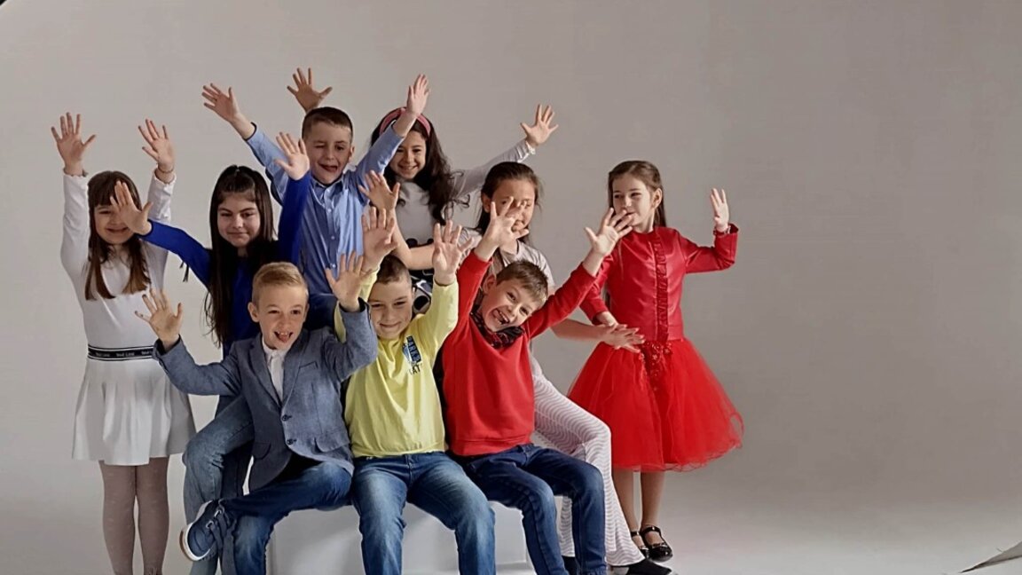 18 нови български песни на „Златни искри 2023” във Варна