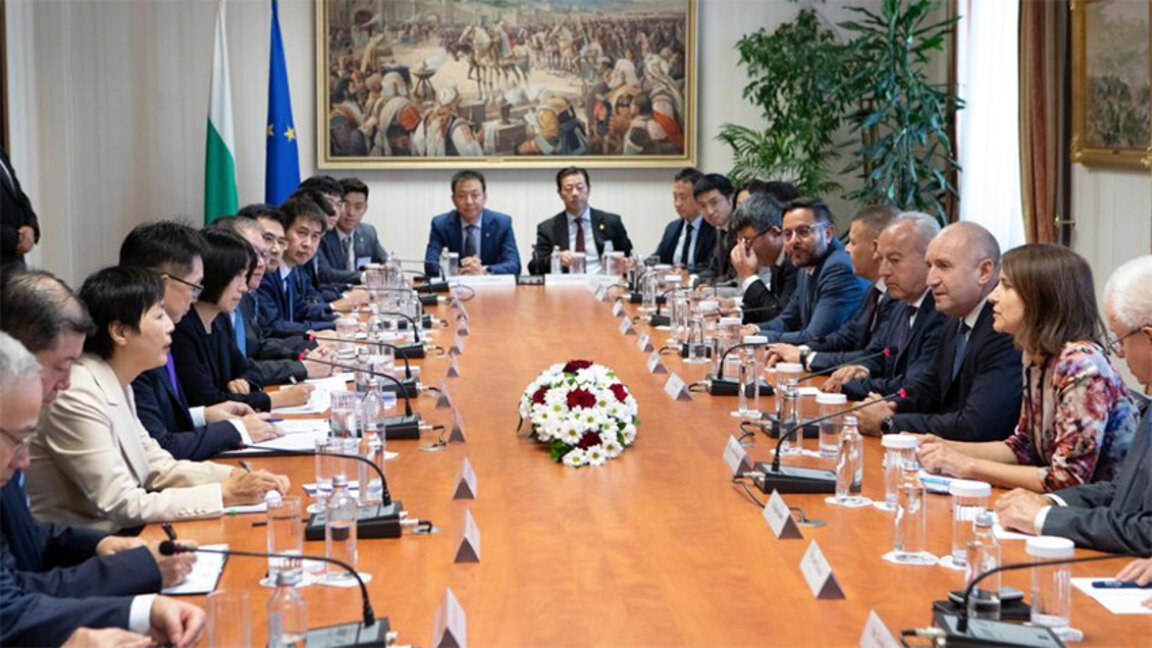 O delegație comercială chineză vizitează Sofia pentru un forum economic bilateral