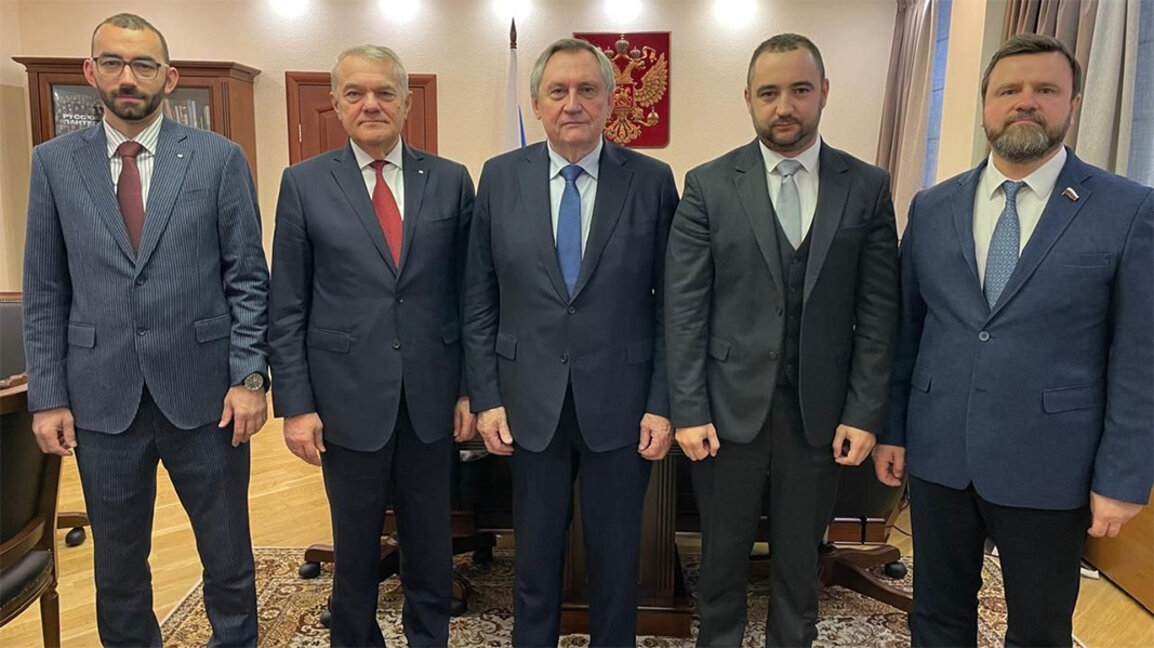 The delegation of ‘BSP – United Left’ during a meeting with Nikolay Shulginov (M), Chairman of the State Duma Committee on Energy