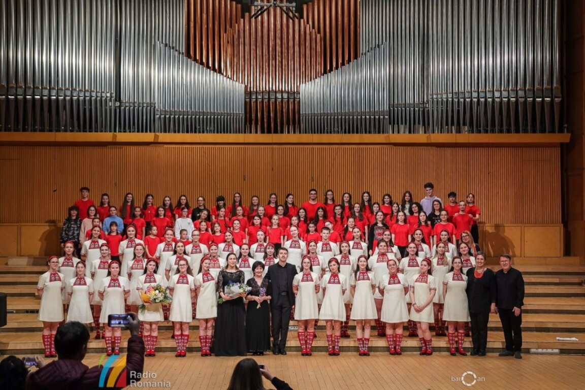 Muzică fără frontiere: Concertul extraordinar al corurilor de copii ale radiodifuziunilor din România şi Bulgaria (foto)