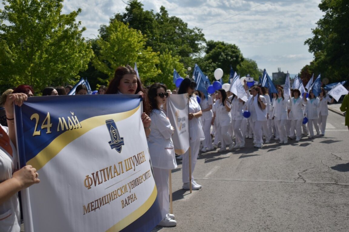 Увеличиха приема на медсестри