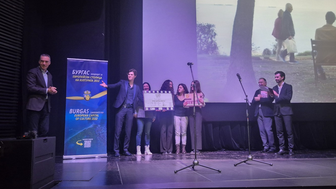 "Бургас извън сезона"-вълнуващ и различен през очите на студенти и ученици