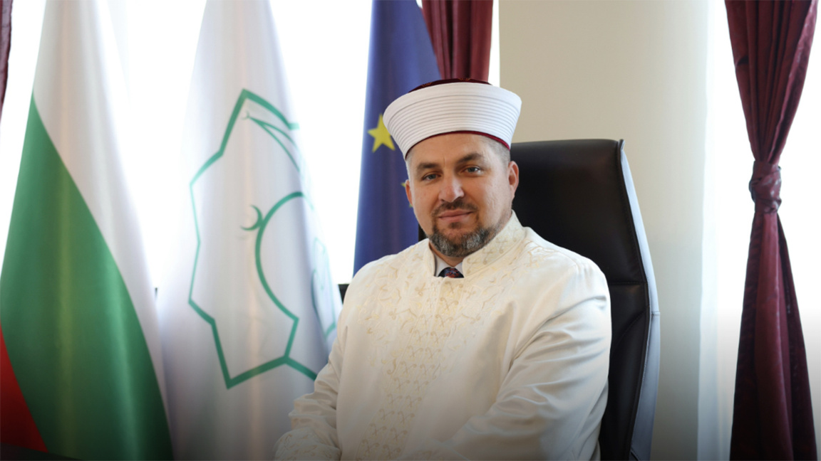 Başmüftü Dr. Hasanov’dan öğrencilere hakikati ve bilgiyi arama çağrısı