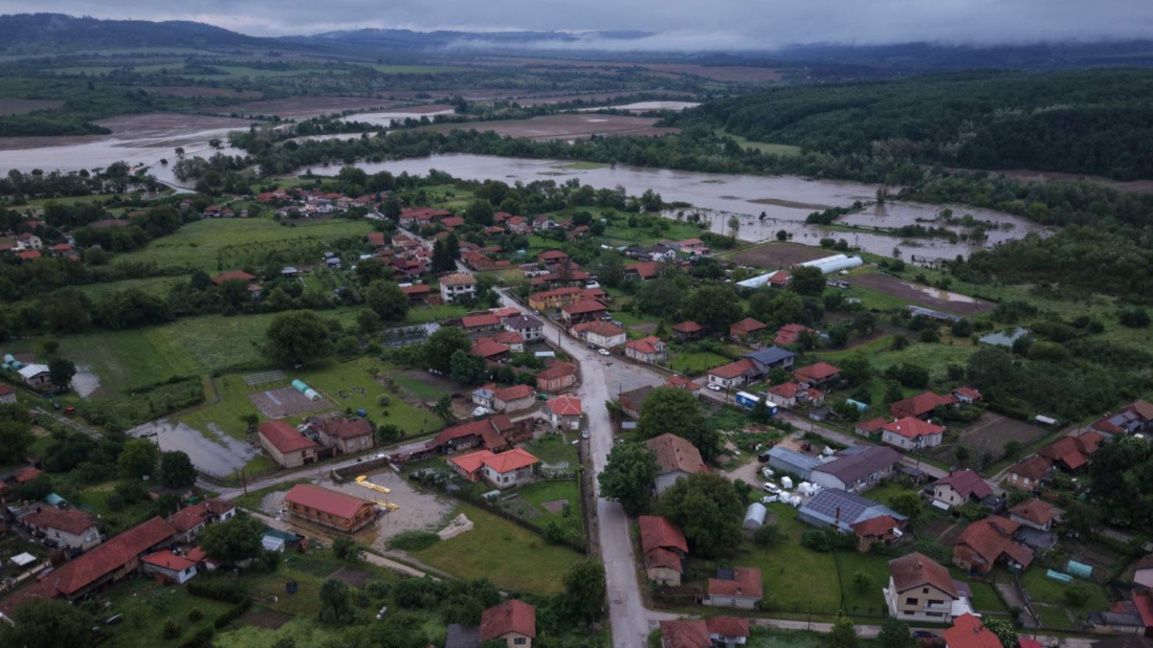 Around 20 people evacuated in Sevlievo after Rositsa River overflows