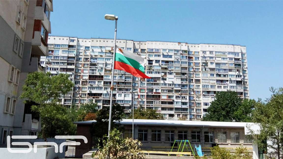 Të rinjtë bullgarë largohen nga shtëpia e prindërve në moshën 28-vjeçare
