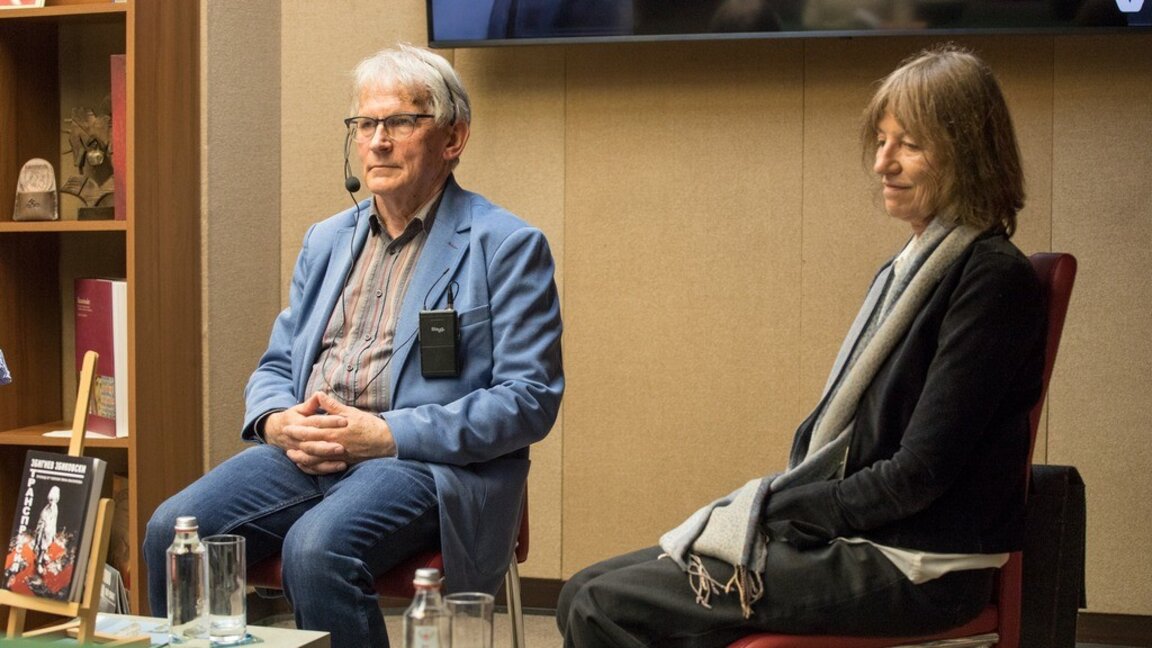 Микровселената на романа на Збигнев Збиковски "Транспрусия"