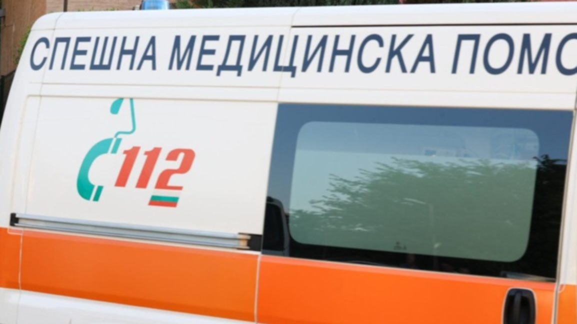Спешна медицинска помощ линейка