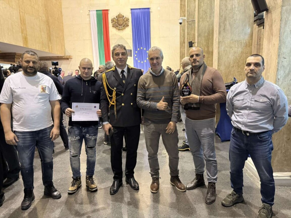 Доброволно формирование "Сакар-12" по време церемонията в МВР