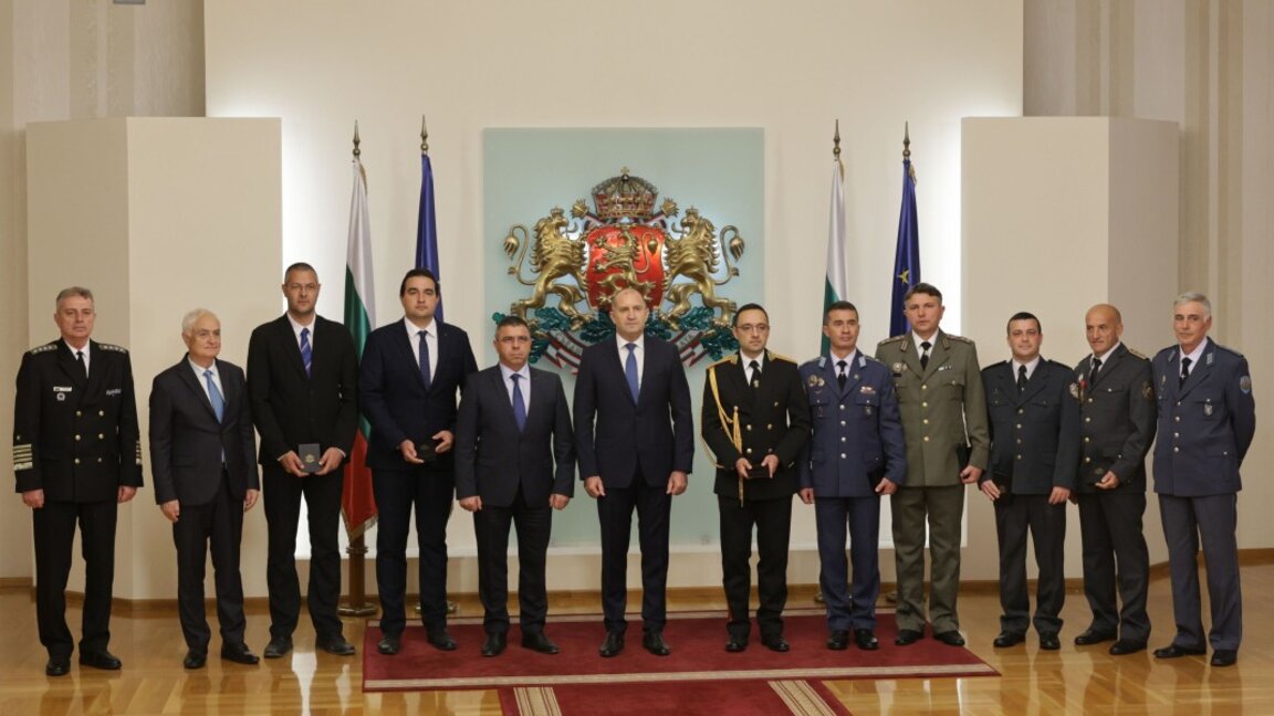 Почетен знак на президента за отличили се в борбата с пожарите през лятото