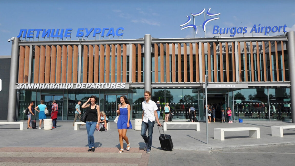 Burgas welcomes first foreign tourists for new tourist season