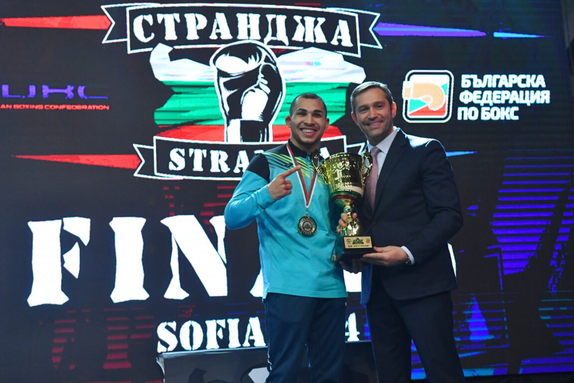 Boxe : Radoslav Rossénov a gagné son ticket pour les JO de Paris...