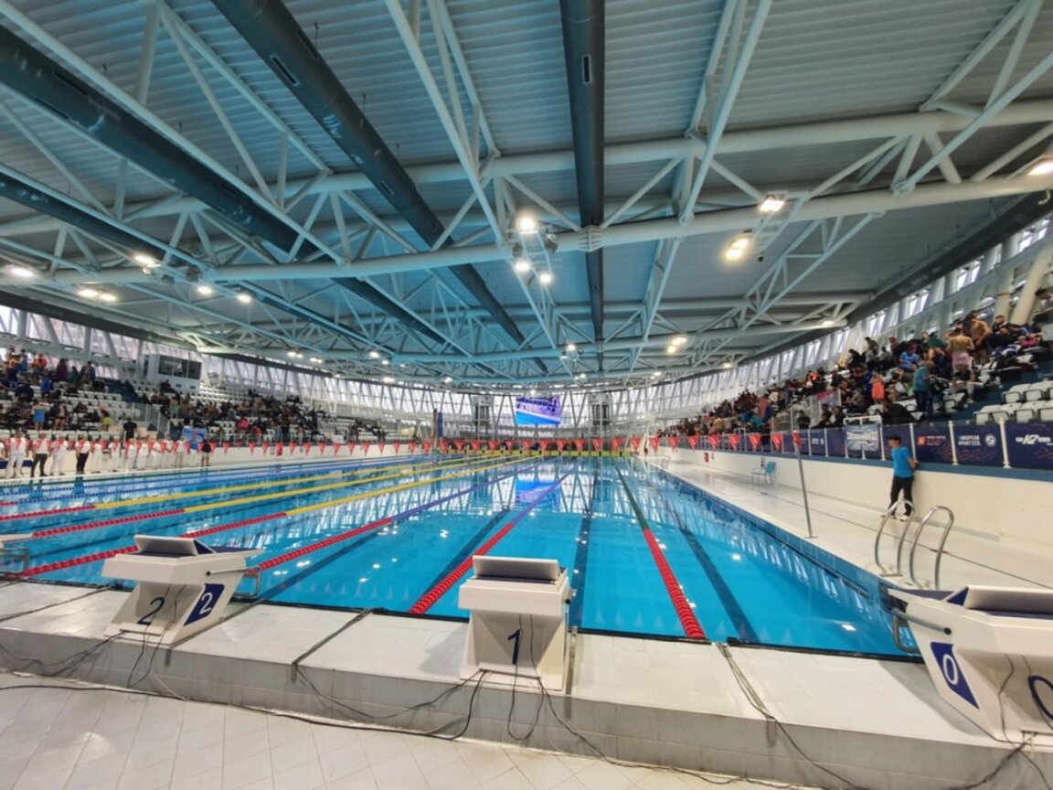 500 плувци участват в Международния турнир по плуване „Гран При Бургас“