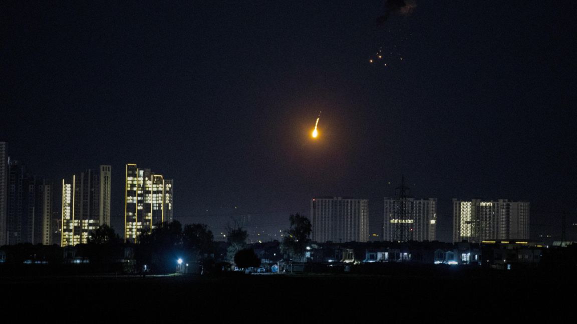 Ирак е засегнат от повсеместно прекъсване на електроподаването