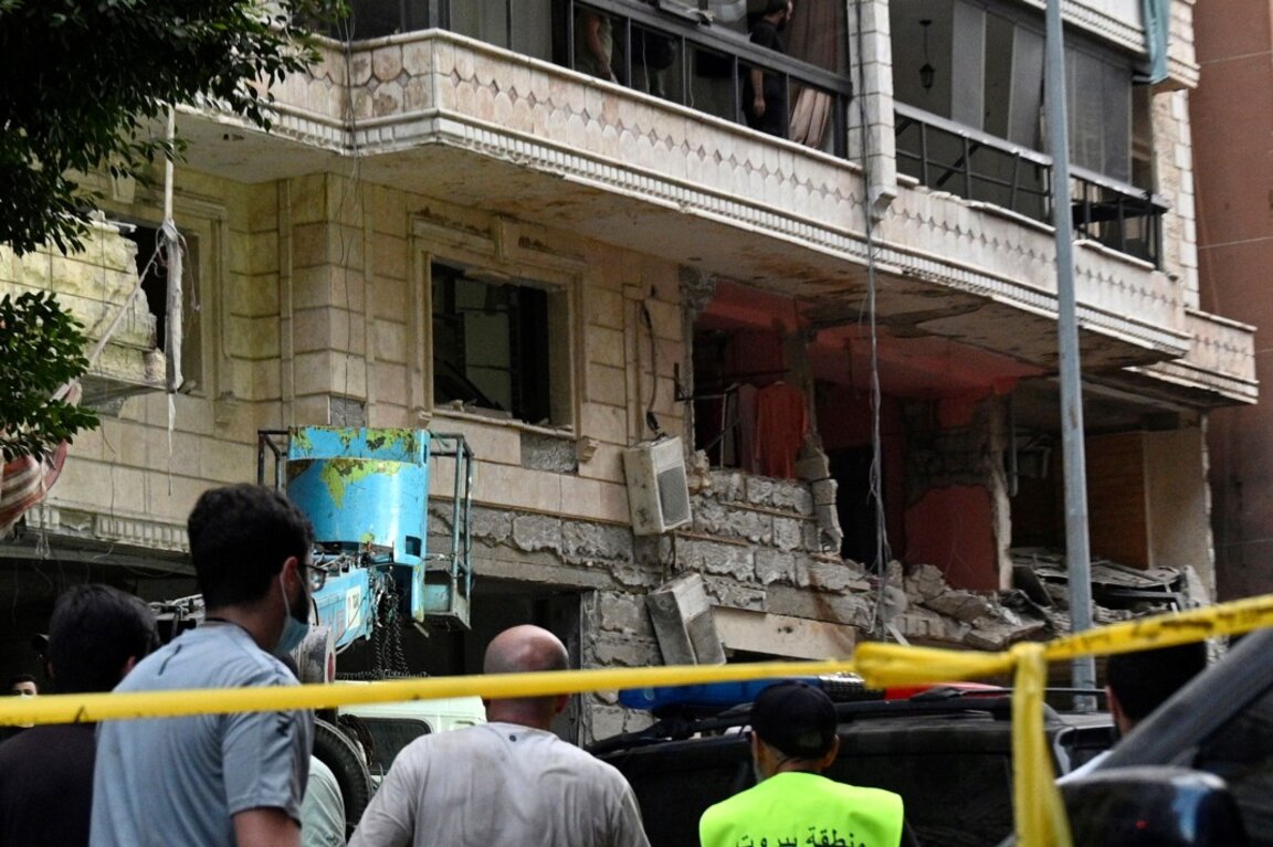 При израелски удар в Бейрут е убит висш командир на "Хизбула"