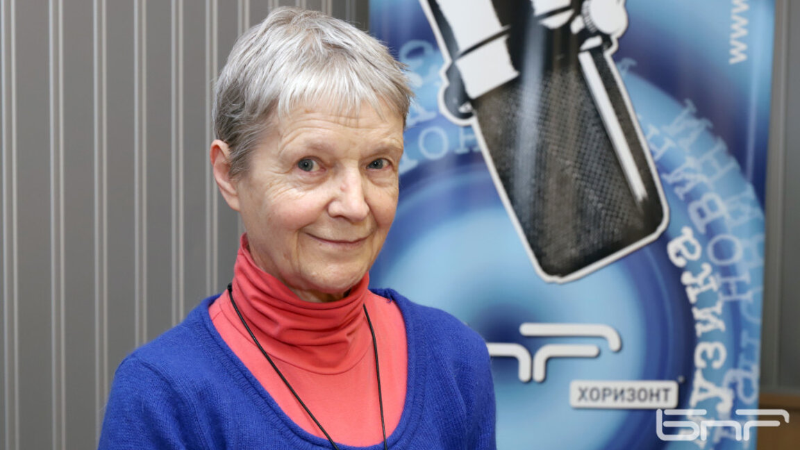 проф.Искра Баева