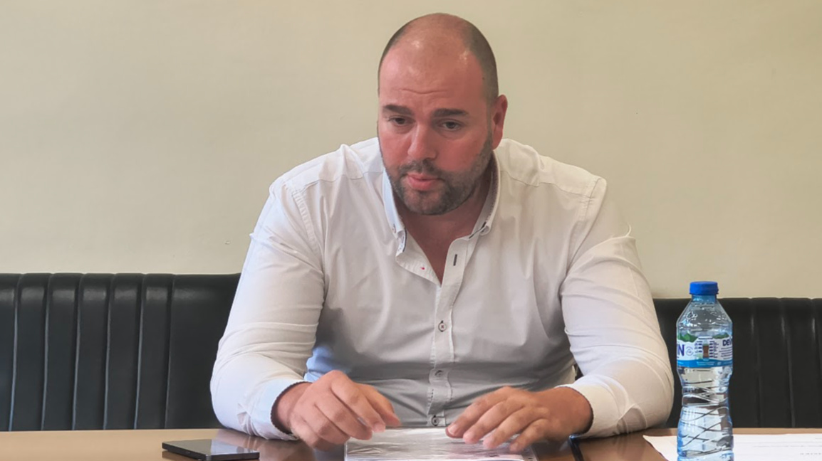 д-р Васил Славов