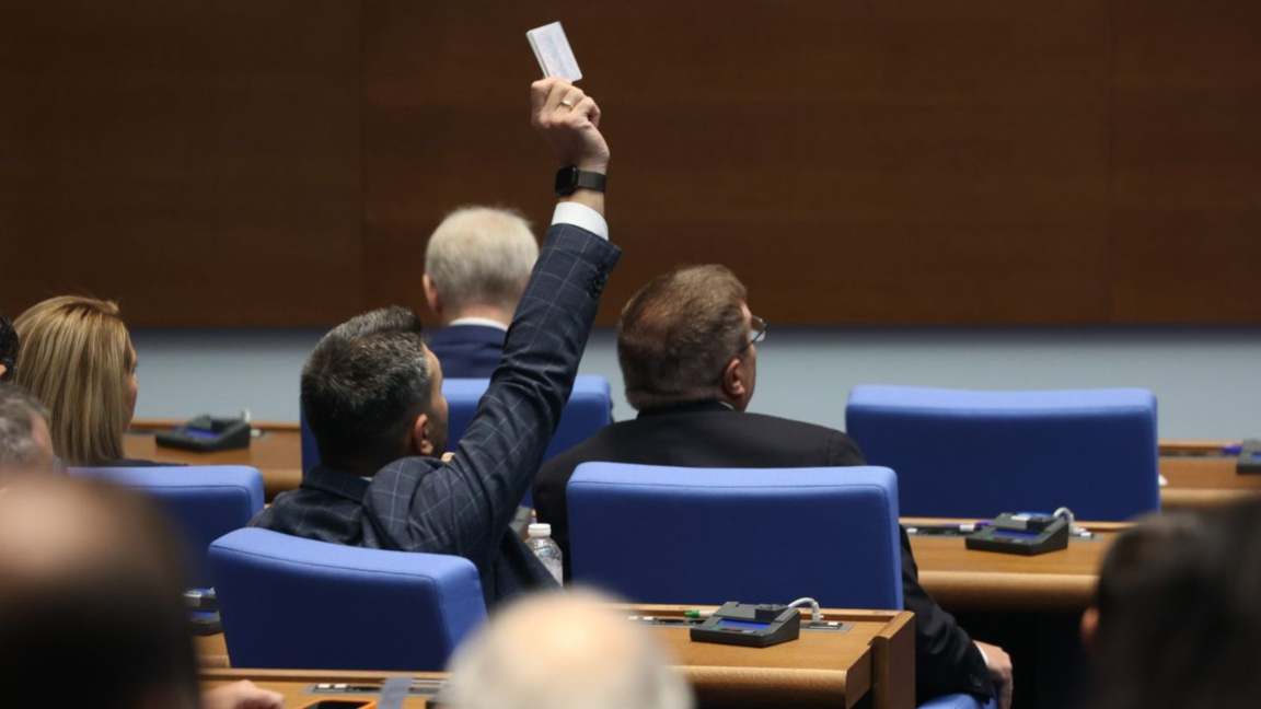 Удостоверението за електронна самоличност става безплатно