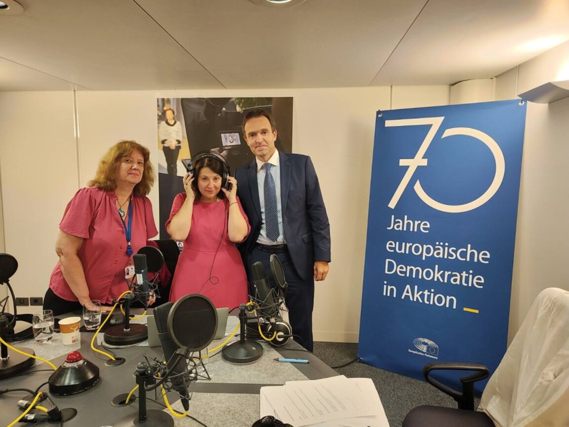 Ангелина Пискова, Ирина Недева и Людовит Одор (от ляво на дясно)