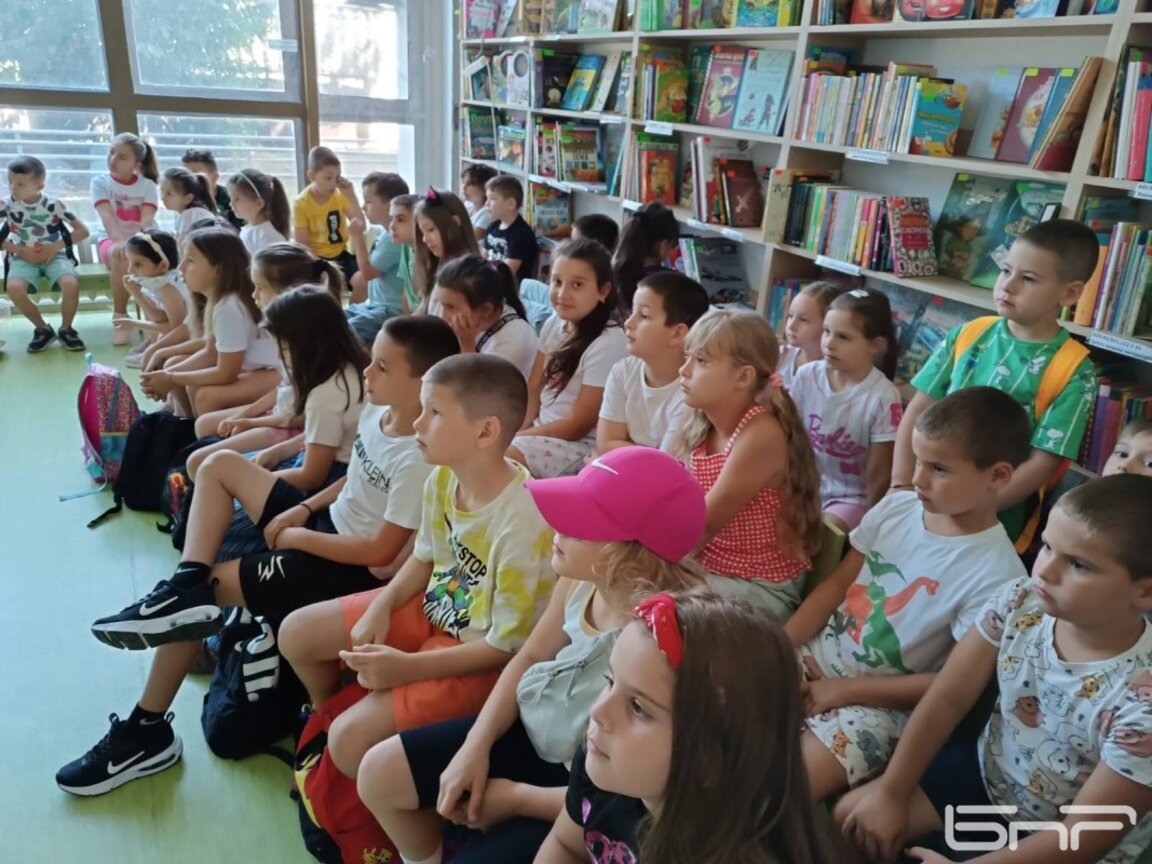 Лято в библиотеката