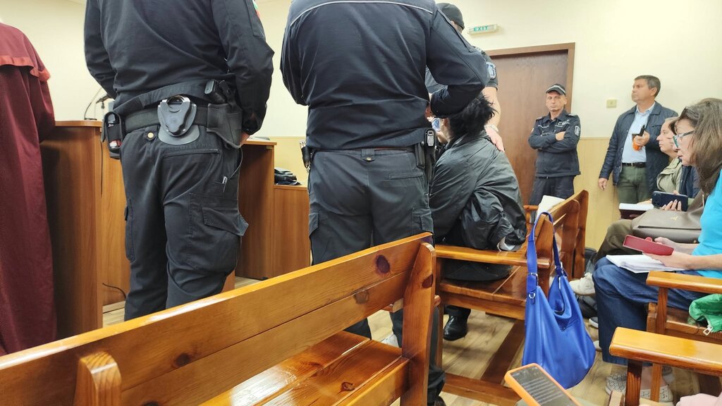 Проф. Генева- Попова почти колабира в съдебната зала