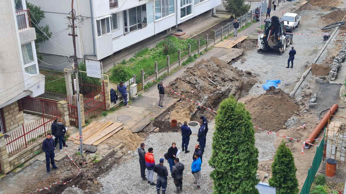 В Бургас работник загина при изкопни дейности на улица "Оборище"