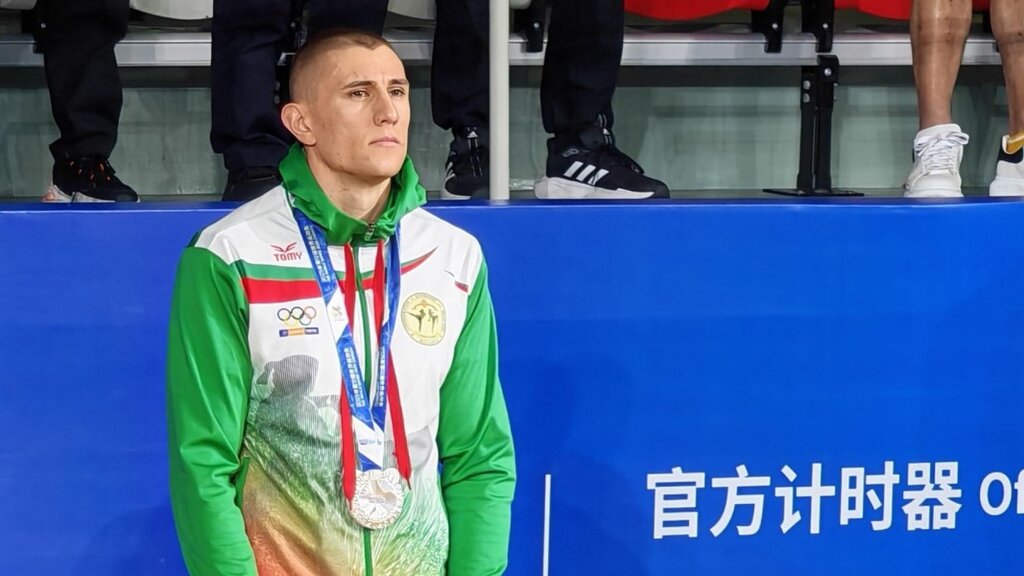 Сребро за Димитър Стоянов в Китай