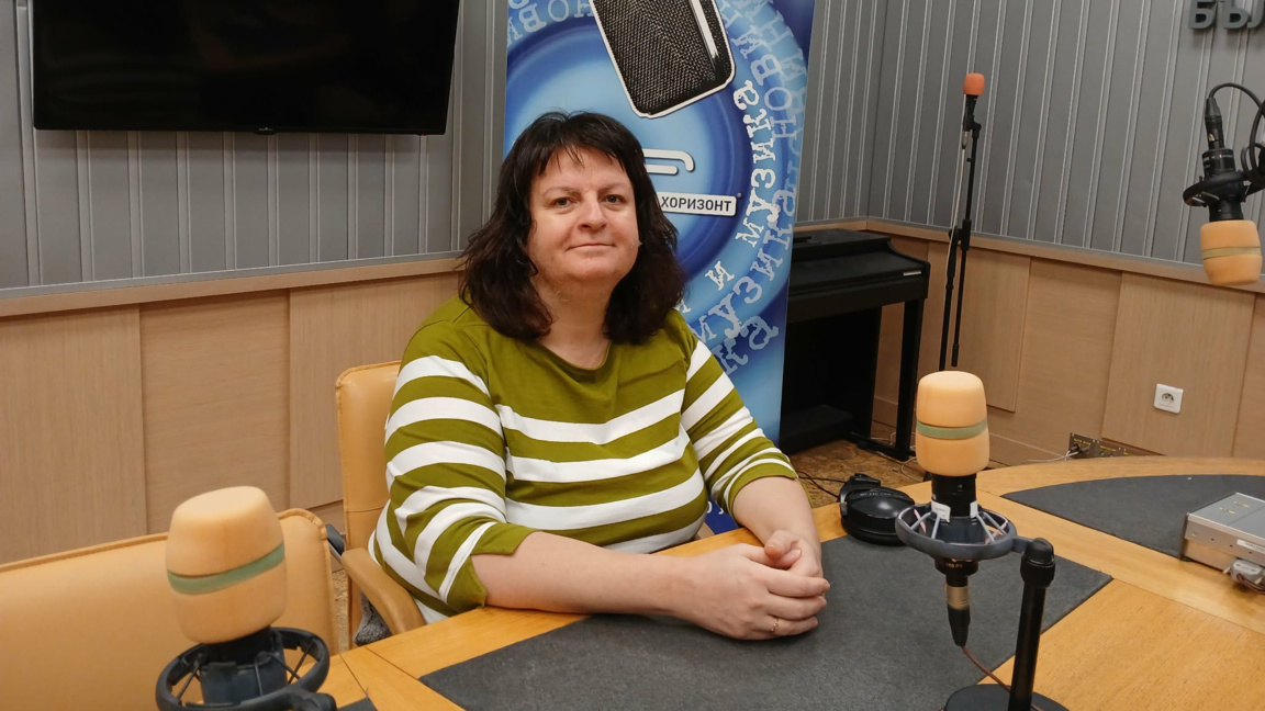 Жана Попова