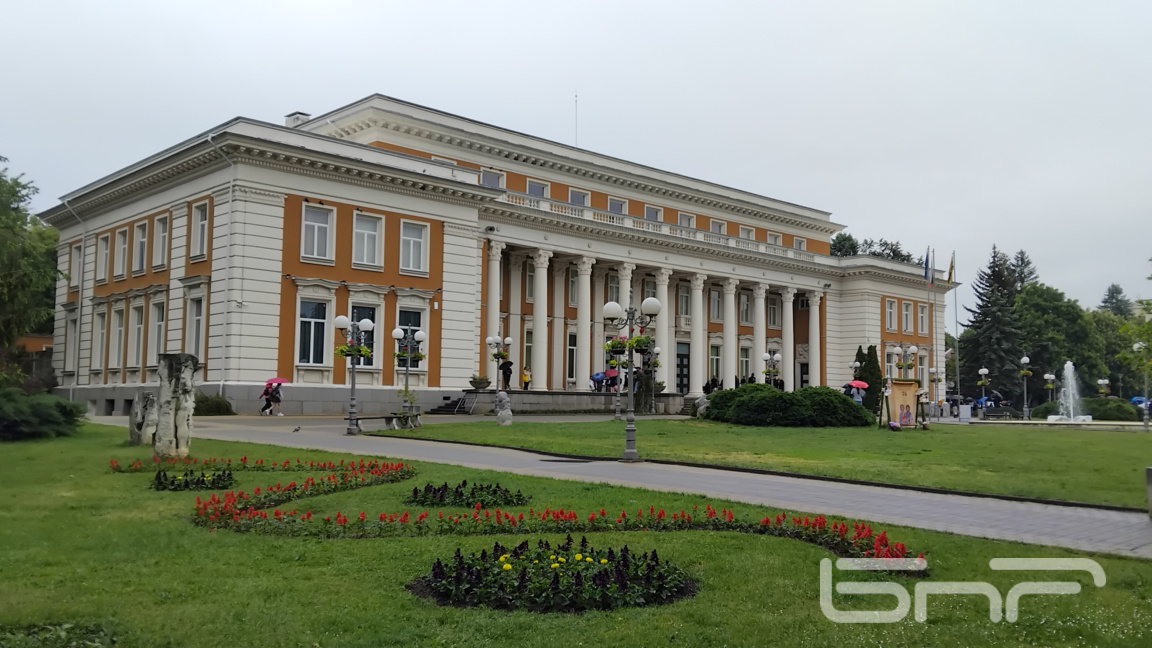 България пред нови избори: Перничани искат нови лица в идния парламент