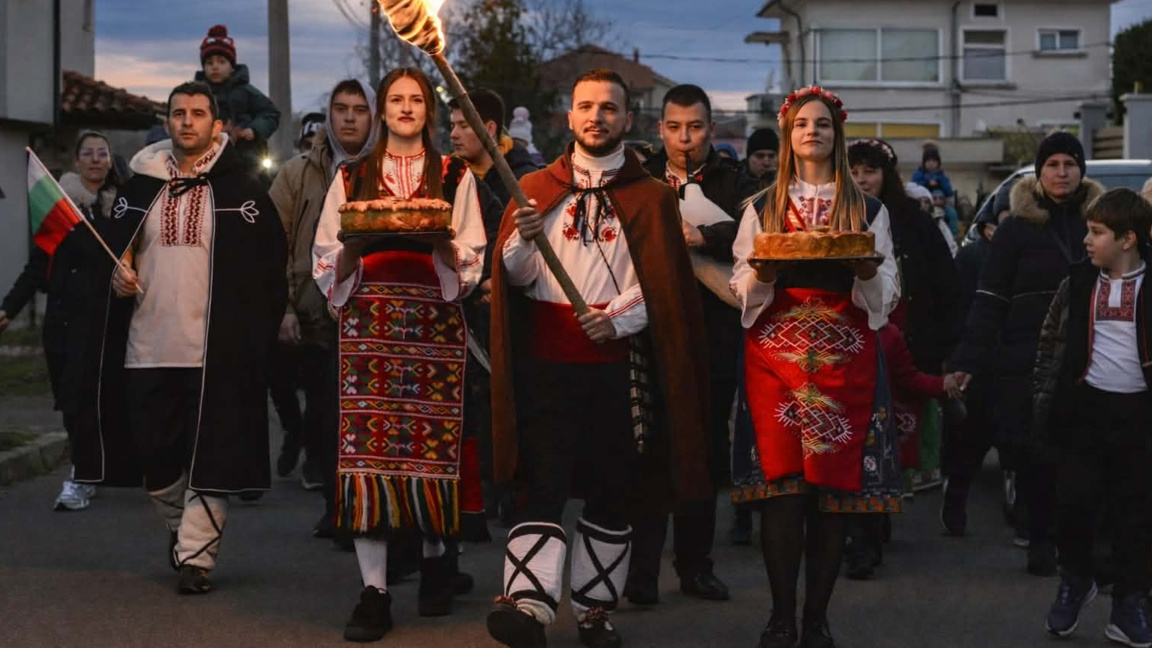 Квартал Банево отбеляза Сирни Заговезни с шествие