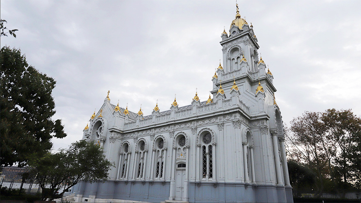 Patriarh Daniil conduce liturghia festivă la Biserica Sf. Ștefan din Istanbul