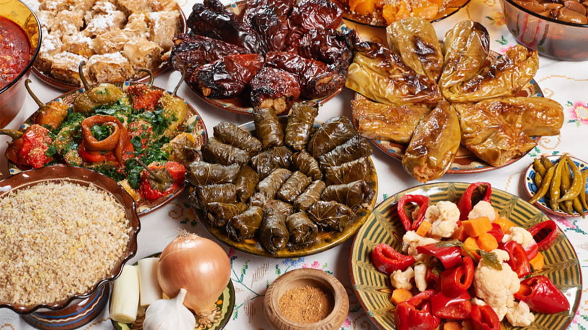 Старинната ни ритуална традиция на Бъдни вечер е жива и днес, дори и в смесени бракове