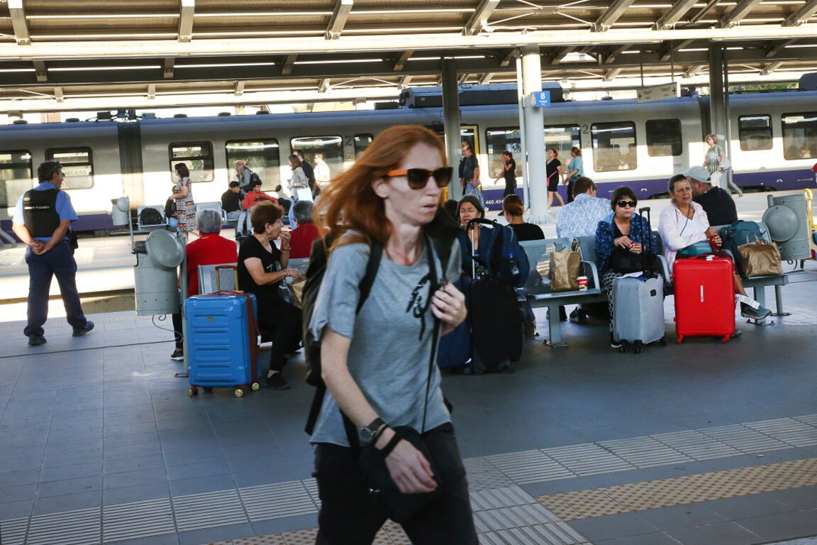 Стачка остави Гърция без жп транспорт