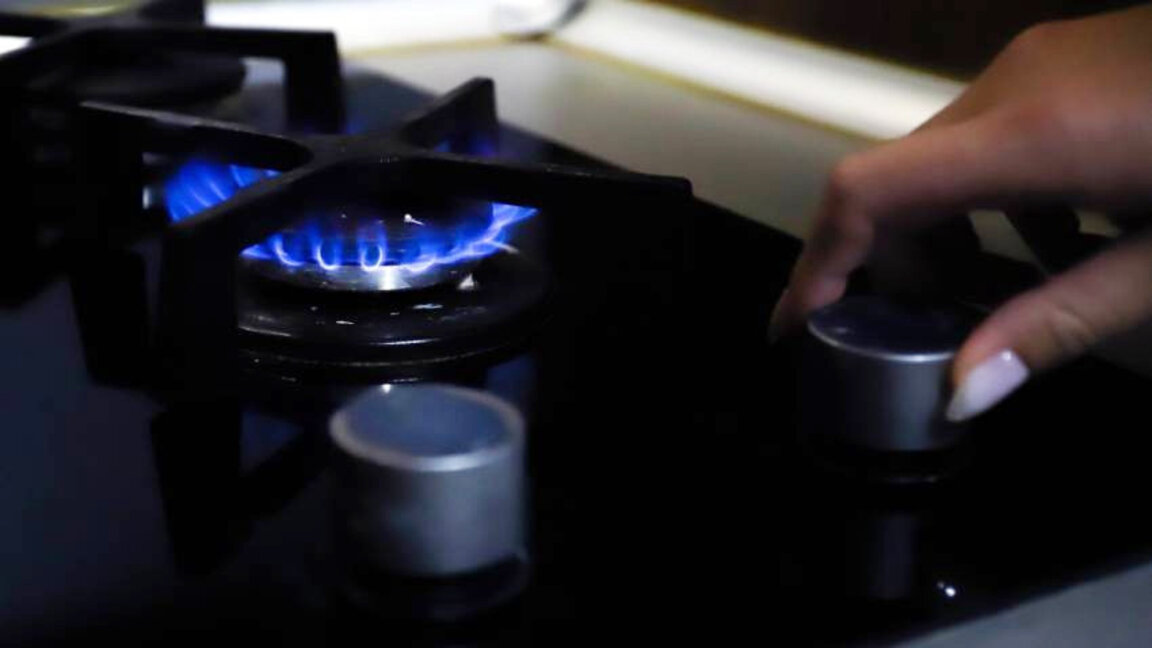 Bulgargaz proposes 8% increase in natural gas price for November
