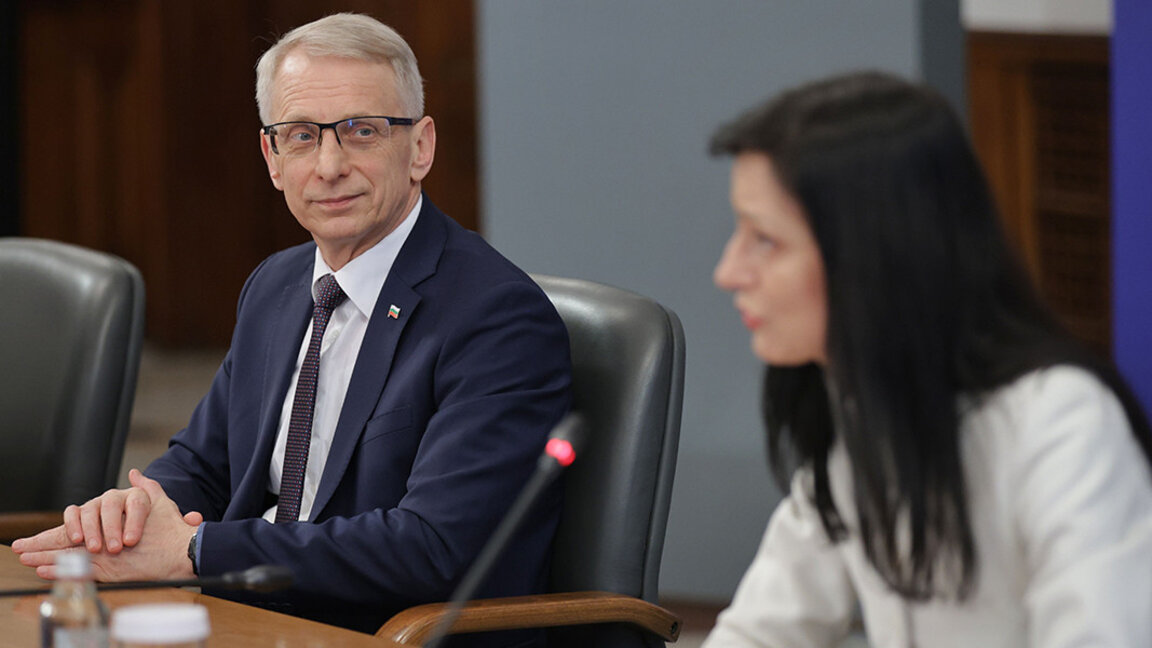 На пороге ротации в управлении – ожидания людей и политиков