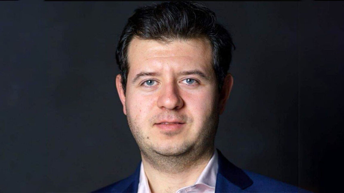 Адв. Деян Драгиев