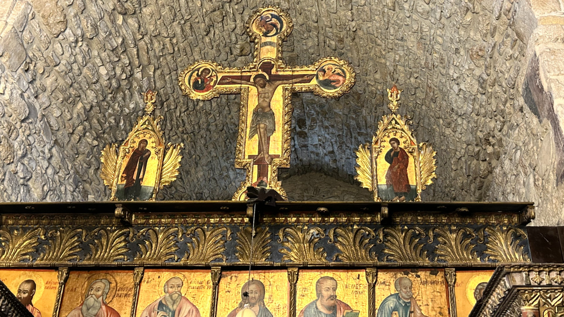 Олтарът на храма в с. Кити, окръг Ларнака, Кипър