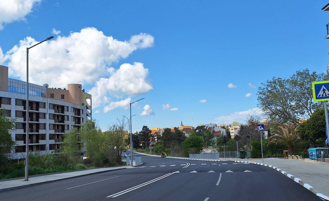 Продължават реконструкциите по улица „Първа“ в Несебър