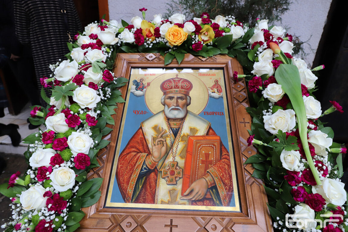 Православната църква чества летния Никулден